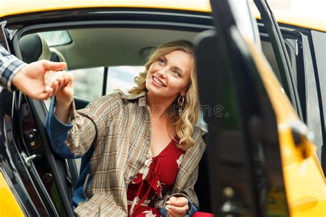 661 Blonde Passenger Seat Stock Photos Free Royalty Free Stock Photos From Dreamstime