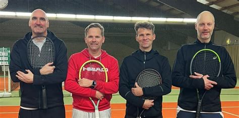 1 Herren 50 weiterhin ungeschlagen Tennisclub Grün Weiß