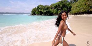 Naughty Skinny Asian Babe Putri Cinta Showing Off Her Tiny Wet Pussy Tnaflix