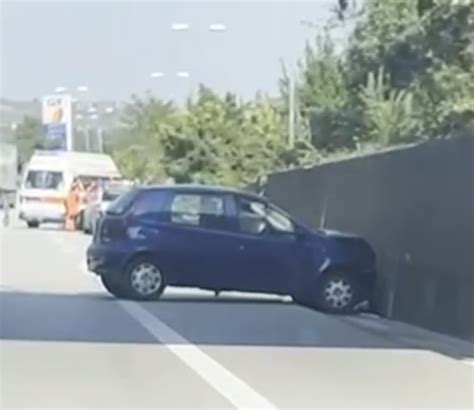 Doppio Incidente Sulla Teramo Mare Direzione Giulianova All Altezza Di