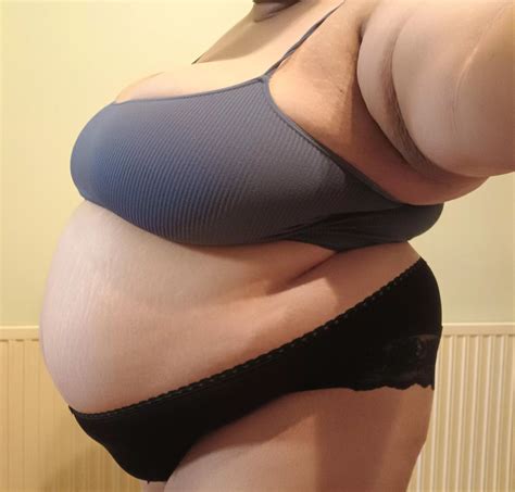 Stretchy Lace Is The Only Thing That Can Contain My Massive Belly Nudes SSBBW LOVE NUDE PICS ORG
