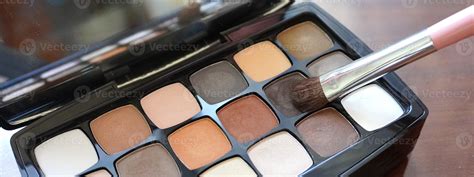 Professional Makeup Artist Nude Eyeshadow Palette With Brush 10997276 Stock Photo At Vecteezy