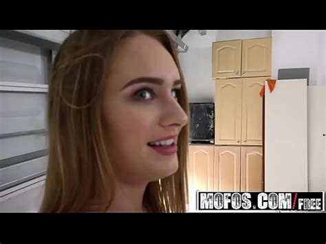 Mofos Blonde Flashes For Fun Starring Daisy Stone XVIDEOS