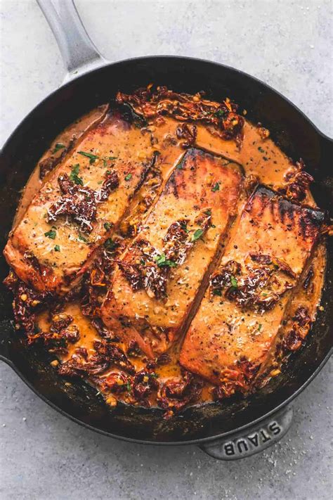 Salmon in Creamy Sun Dried Tomato Sauce | Creme De La Crumb