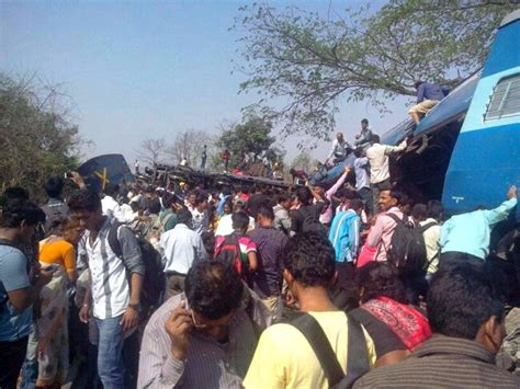 Mumbai Train Mishap 18 Killed More Than 100 Injured As Diva