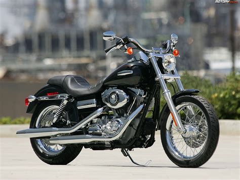 Harley Davidson Dyna Review And Photos