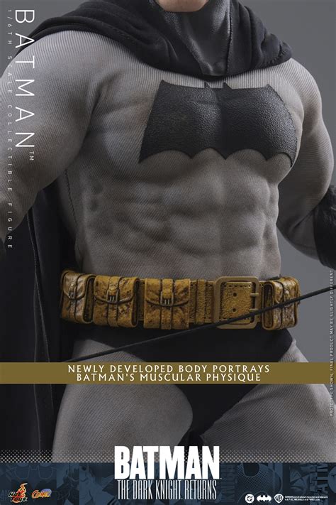 Batman The Dark Knight Returns DC Comics Hot Toys CMS024 1 6 Scale Figure