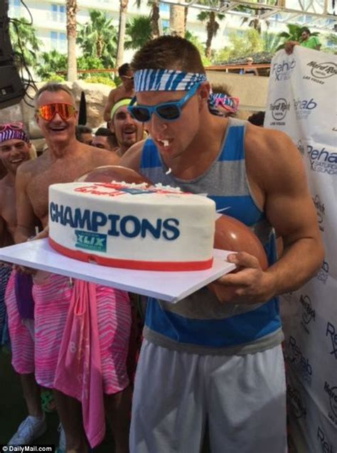 Patriots Rob Gronkowski Partied Like A Rock Star At His Vegas Birthday