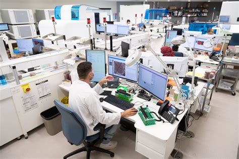 Shared Hospital Laboratory celebrates official opening - Sunnybrook