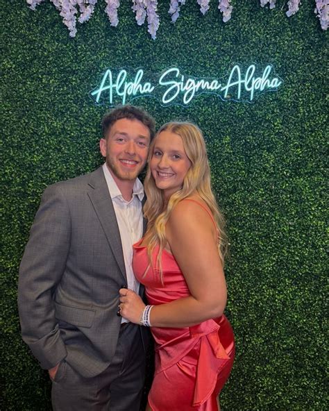 Riley (@riley.hancock) • Instagram photos and videos