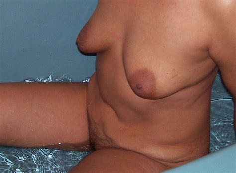 Nude Bathing At Homemoviestube