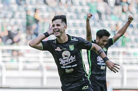 Persebaya Putus Rekor Tak Terkalahkan Borneo Fc Uston Nawawi Apresiasi