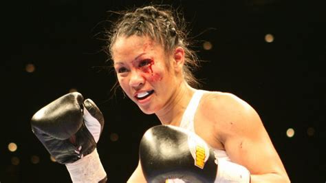 Boxer-turned-MMA fighter's message to female boxers: 'Take up martial ...