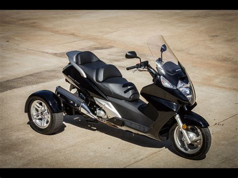 Motor Trike Honda Silverwing Trike Kit Available - autoevolution