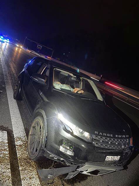 Muttenz BL Autobahn A2 Auffahrkollision Zwischen Zwei Personenwagen