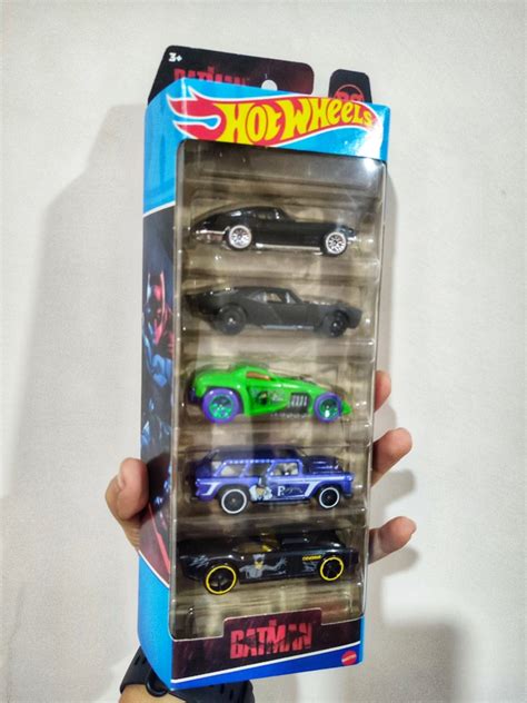 Hot Wheels Batman Packs Hobbies Toys Toys Games On Carousell