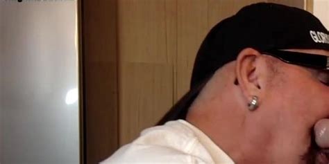 Gloryhole Gay Puts A Cock In His Throat While Sucking It Tnaflix