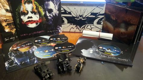 THE DARK KNIGHT TRILOGY ULTIMATE COLLECTORS EDITION