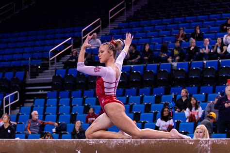 Lariisi 31 College Gym News Flickr