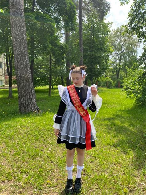 Последний звонок эстетика в 2024 г | Вдохновленные наряды, Наряды ...