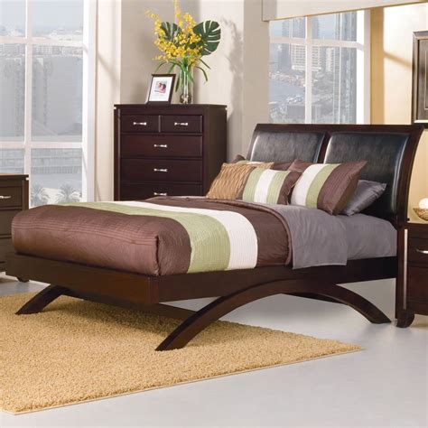 Astrid King Size Platform Bed Espresso With Carpet Inspiration