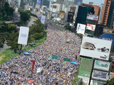 LA SUPER AVALANCHA DE CARACAS Desde El Rosal La Marcha De Rosales Y