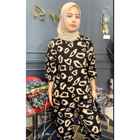 Hot Item Sale Retail Dan Borong Set Leopard Suku Set Vietnam Set Jalan Baju Dan Seluar