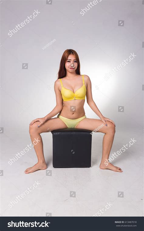 Photo De Stock Sexy Asian Woman White Lingerie On Shutterstock
