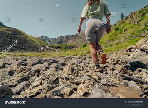 13 Milf Mountains Images Stock Photos And Vectors Shutterstock