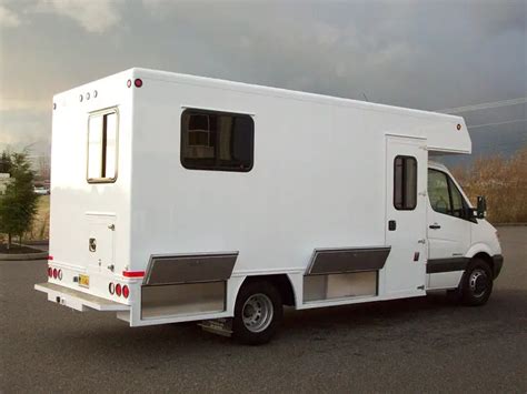 20 box truck conversion ideas - RV Living