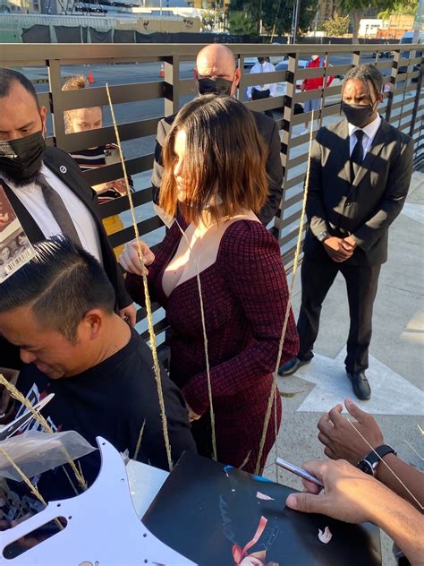 Selena Gomez Shows Big Tits In Deep Cleavage Photos The Fappening