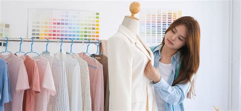 10 Innovative Fashion Startups Taking The Industry By Storm in 2023 ...