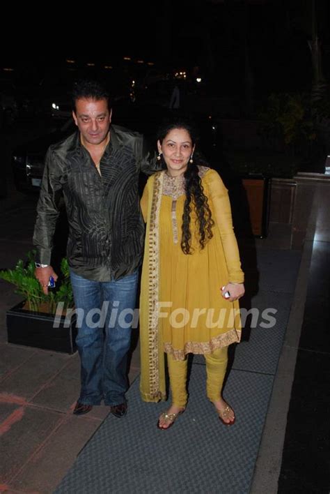 Sanjay Dutt and his wife Manyata Dutt at Baba Dewan's birthday bash ...