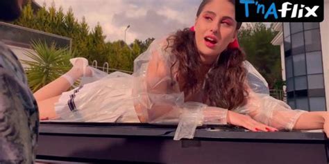 Selin Dumlugol Bikini Scene In Naked Tnaflix