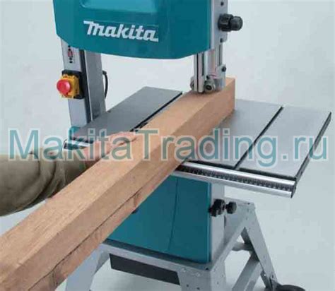 Купить ленточную пилу Makita LB1200F по низкой стоимости