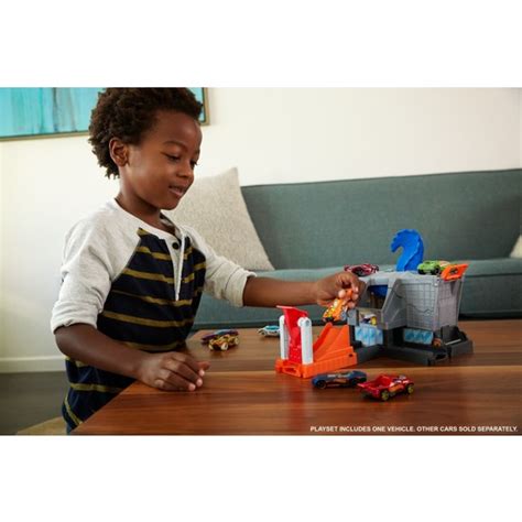 Hot Wheels Ehirde Yarat K Maceras Oyun Seti Serisi T Rex Fiyat