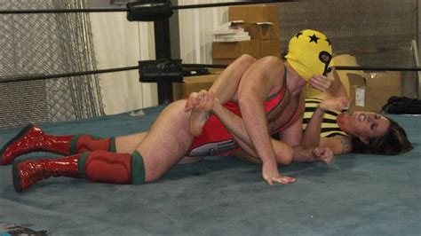 Don T Tell Me My Ass Is Big Christie Ricci Vs Piledriver X In High Definition World Wide