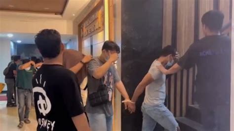 Deretan Pesta Gay Yang Gemparkan Jakarta Nomor Ratusan Pria Ditangkap