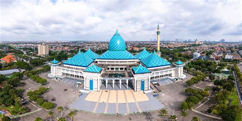 Masjid Al Akbar Surabaya by Visual Anak Negeri