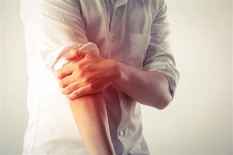 Causes of Itchy Bumps on Elbows and What to Do About This » Scary Symptoms