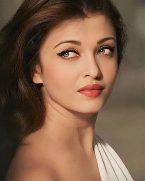 Aishwarya Rai Bachchan Hot Photos Pics New Images Wallpapers