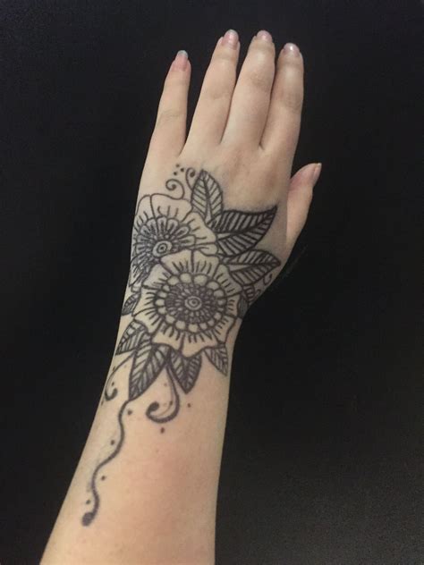 Black Sharpie Hand Art Hand And Finger Tattoos Hand Tattoos You Draw