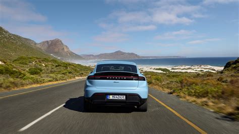Porsche doubles the size of the model range for the all-electric Macan ...