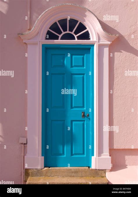 arched doorway entrance  res stock photography  images alamy