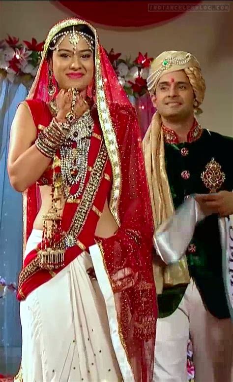 Nia Sharma M Jamai Raja Hot Saree Hd Photo Indiancelebblog