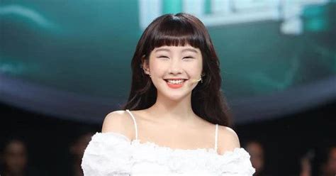 Hot girl Ceri nối tóc vì mê Selena kết quả nhận về nỗi đau