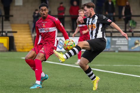 Dorchester Town Fc And Hayes Yeading United Fc Dorcheste Flickr