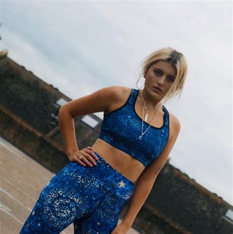 Reposted Sluts Porn Pictures Xxx Photos Sex Images Pictoa