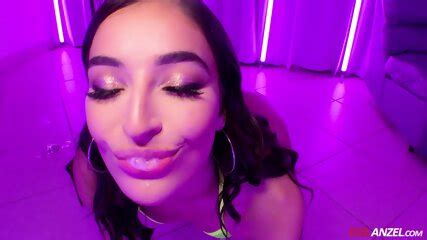 Emily Willis Her Gaping Anal Cunt Squirt