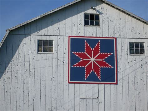 Barn Quilts And The American Quilt Trail Painted Barn Quilts Barn